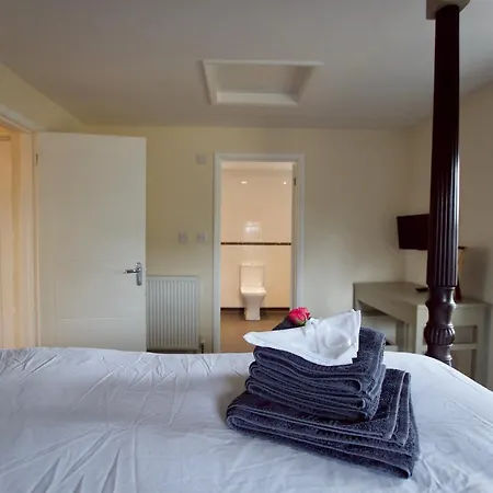 Spacious Apartment With Roof Terrace, Near The Waterfront, Ipswich Exterior photo