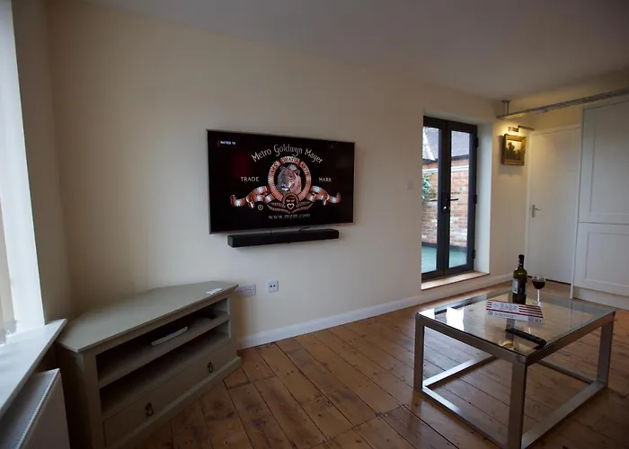 Spacious Apartment With Roof Terrace, Near The Waterfront, Ipswich
