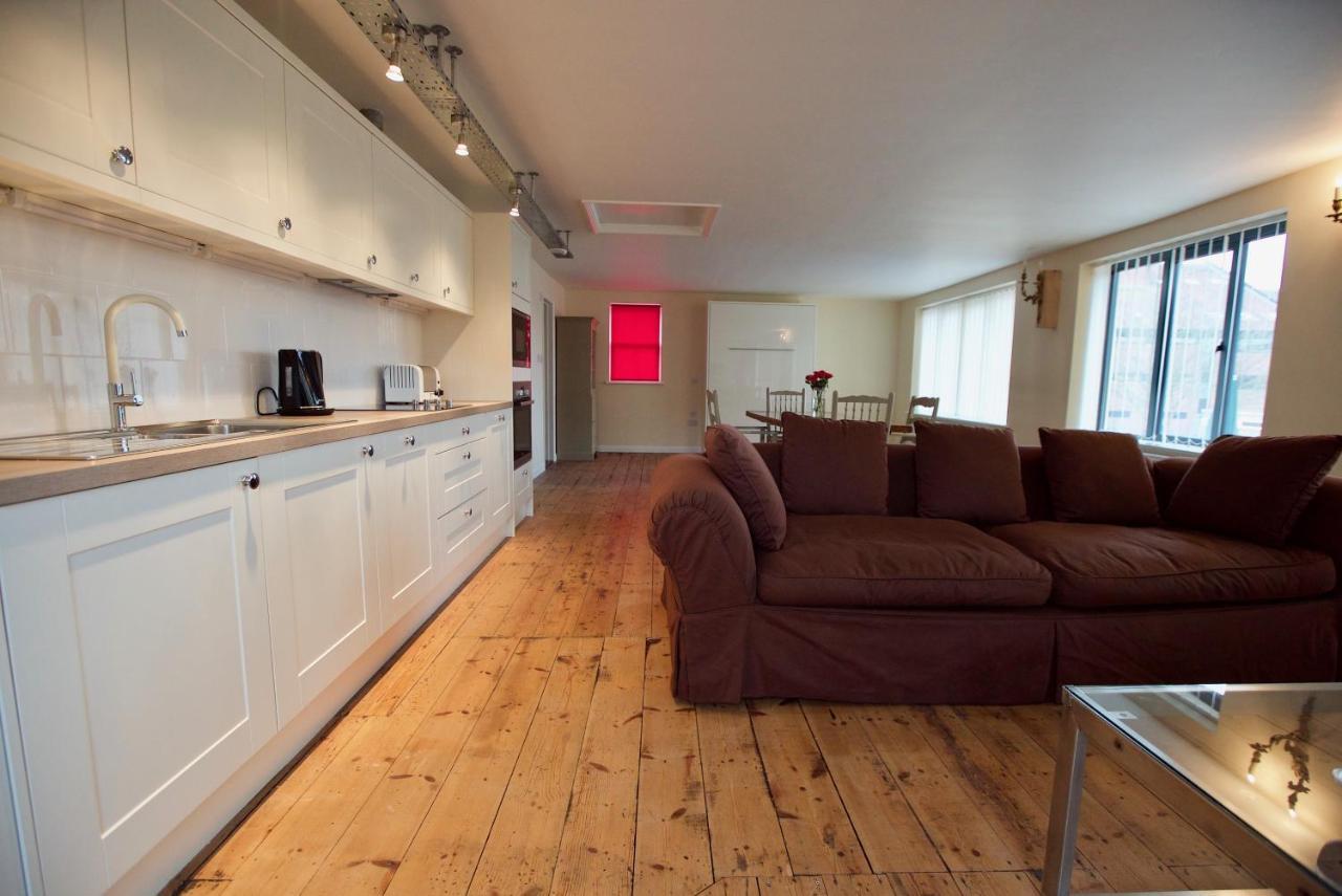 Appartement Spacious With Roof Terrace, Near The Waterfront, *
